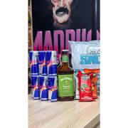 combos com 6 Red Bull: Combo Jack Daniel