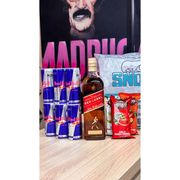 combos com 6 Red Bull: Combo Red Label com 6 Red Bull + 3 gelo de sabor - Whisky