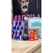 combos com 6 Red Bull: Combo Ciroc neutra com 6 Red Bull + 3 gelo de sabor - Vodka