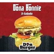 Lanches: Donna Bonnie (X-Salada) - Burger 140g (Ingredientes: Alface, Burger Bovino, Cebola Roxa, Molho Especial, Queijo Derretido, Tomate)