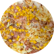 Tradicionais: Milho C/ Bacon - Pizza Grande (Ingredientes: Azeitona, Bacon, Milho, Molho de Pizza, Mussarela, Orégano)