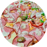 Tradicionais: À Moda do Chefe - Pizza Grande (Ingredientes: Molho de Pizza, Mussarela, Lombo Canadense, Champignon, Catupiry, Azeitona, Orégano)