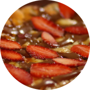 Doces: Nutella C/ Morango - Pizza Grande (Ingredientes: Morango, Mussarela, Nutella)