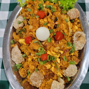 Filé: Kabaninha Executivo c/ Feijão Tropeiro - Média (Ingredientes: Arroz, Feijão Tropeiro, Fritas, Salada)