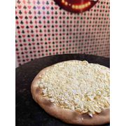 Doces: 61- Anel Mágico (Chocolate Branco) - Pizza Grande (Ingredientes: Chocolate Branco)