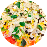 Tradicionais: 07-Vegetariana - Pizza Grande Redonda (8 Fatia) (Ingredientes: Molho de Tomate, Mussarela, Ovos, Palmito, Tomate, Milho, Pimentão, Orégano, Cebola)