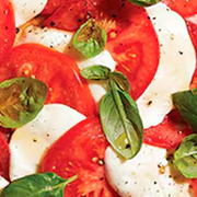 Presidenciais: 62-Caprese - Pizza Grande Quadrada (16 Fatias) (Ingredientes: Molho de Tomate, Mussarela, Rúcula, Tomate Cereja, Mussarela de Búfala, Orégano)