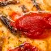 Presidenciais: 90-Da Barra - Pizza Grande Quadrada (16 Fatias) (Ingredientes: Molho de Tomate, Mussarela, Frango, Tomate Cereja, Champignon, Mussarela de Búfala, Orégano)