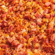 Especiais: 30-Franbacon - Pizza Grande Quadrada (16 Fatias) (Ingredientes: Molho de Tomate, Mussarela, Frango Desfiado, Bacon, Orégano)