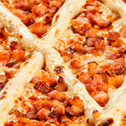 Tradicionais: 18-Frango Catupiry - Pizza Grande Quadrada (16 Fatias) (Ingredientes: Molho de Tomate, Mussarela, Frango Desfiado, Catupiry, Orégano)