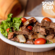Porções: Mignon Grelhado 300G - Porção Inteira (Ingredientes: Cebola, Creme de Alho, Mignon Grelhado, Molho Tartaro)