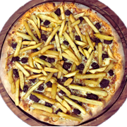 Premium: Filé com fritas - Pizza Média (Ingredientes: Cebola, Filé Mignon, Fritas, Molho, Muçarela, Orégano)