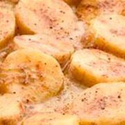 Doces Tradicionais: 24-Banana - Pizza Grande Quadrada (16 Fatias) (Ingredientes: Mussarela, Banana, Açúcar, Canela, Leite Condensado)