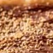 Doces Presidenciais: 109-Chocolate Com Castanha - Pizza Grande Quadrada (16 Fatias) (Ingredientes: Mussarela, Creme de Leite, Chocolate, Castanha)