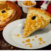 Promo 3: 36.Caipira - Pizza Grande (Ingredientes: Molho da Casa, Frango Desfiado, Catupiry Original, Milho, Azeitona)
