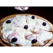 Especiais 3: 87.Portuguesa Light - Pizza Grande (Ingredientes: Molho da Casa, Palmito, Ervilha, Cebola, Peito de Peru, Mussarela de Búfala, Azeitona)