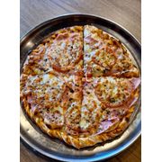 Tradicionais: Ele e Ela - Pizza Grande (Ingredientes: Molho, Mussarela, Orégano, Presunto, Tomate)