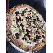Salgadas: Geleia de amora - Pizza Grande (Ingredientes: Cream Cheese, geleia de amora, Manjericão, Molho de Tomate, Mussarela, Orégano, Peito de Peru Defumado)