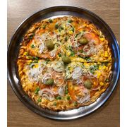 Tradicionais: Vegetariana - Pizza Grande (Ingredientes: Azeitona, Cebola, Ervilha, Milho, Molho, Mussarela, Orégano, Tomate)