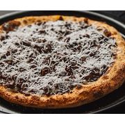 Pizzas doces: Pizza Doce de Prestigio - Pizza doce contendo um delicioso recheio de chocolate ao leite e coco ralado