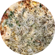 Tradicionais: Portuguesa - Pizza Grande (Ingredientes: Molho, Presunto, Mussarela, Ovo, Ervilha, Cebola)