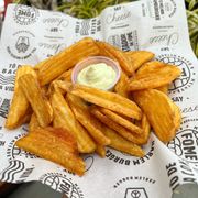 Porção: Batata Crisper - Porção (Ingredientes: Acompanha maionese verde)
