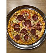 Nobres: Da Itália - Pizza Grande (Ingredientes: Molho, Mussarela, Orégano, Parmesão, Presunto Picado, Salame, Tomate)
