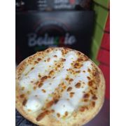 Esfiha: Dois Queijos - Esfiha (Ingredientes: Mussarela, REQUEIJÃO CREMOSO)