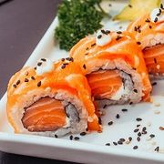 Enrolados: Uramaki filadelfia especial (Caso queira uramaki grelhado colocar na descriçao - uramaki filadelfia especial