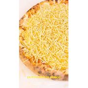 Tradicionais: Milho Crocante - Pizza Gigante (Ingredientes: Molho de Tomate, Mussarela, Milho, Creme de Leite, Batata Palha, Orégano)