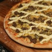 Especiais: Filé c/ Catupiry - Pizza Gigante (Ingredientes: Molho de Tomate, Mussarela, Filé, Catupiry, Orégano)