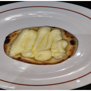 Esfihas Especiais: Catupiry - Esfiha (Ingredientes: Requeijão Cremoso)