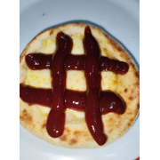 Esfihas Doces: Romeu e Julieta - Esfiha (Ingredientes: Goiabada, Mussarela)