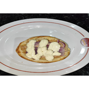 Esfihas Especiais: Atum Com Cream Cheese - Esfiha (Ingredientes: Atum Sólido, Cebola Roxa, Riscos de Cream Cheese)