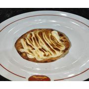 Esfihas Doces: Chocolate Branco Gratinado - Esfiha (Ingredientes: Chocolate Branco Gratinado, Creme de Leite)