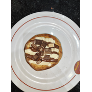 Esfihas Doces: Mista Com Kit Kat - Esfiha (Ingredientes: Chocolate ao Leite, Chocolate Branco, Creme de Leite, Kit Kat)