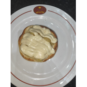 Esfihas Doces: Banana Com Chocolate Branco - Esfiha (Ingredientes: Banana, Chocolate Branco)