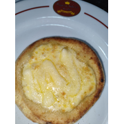 Esfihas Especiais: Dois Queijos - Esfiha (Ingredientes: Mussarela, Requeijão Cremoso)