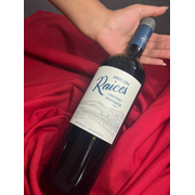 Vinhos: Andeluna Raices Cabernet Sauvignon - Harmonização: Carnes vermelhas grelhadas, embutidos,provolone, parmesão e gorgonzola.