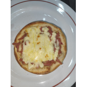 Esfihas Especiais: Calabresa Premium. Mussarela e Requeijão Cremoso - Esfiha (Ingredientes: Calabresa Ralada, Mussarela, Requeijão Cremoso)
