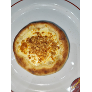 Esfihas Especiais: Alho Frito - Esfiha (Ingredientes: Alho Frito, Mussarela)