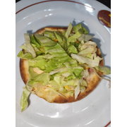 Esfihas Especiais: Americana - Esfiha (Ingredientes: Alface Americano, Molho Especial, Mussarela, Presunto)