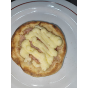 Esfihas Especiais: Peito de Peru à Moda - Esfiha (Ingredientes: Champignon, Peito de Peru Ralado, Requeijão Cremoso)