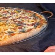 Pizzas Salgadas: 17-Escarola - Pizza Grande (Ingredientes: Alho Frito Granulado, Azeitona, Bacon, Escarola, Molho de Tomate, Mussarela, Orégano)