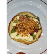 Esfihas Especiais: Brócolis especial - Esfiha (Ingredientes: Alho Frito, Bacon, Brócolis, Requeijão Cremoso)