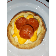 Esfihas Especiais: Peperone Com Cheddar - Esfiha (Ingredientes: Cheddar, Mussarela, Peperone)