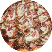 Especiais: 13- Calabresa Barbecue - Pizza Grande (Ingredientes: Molho, Calabresa Fatiada, Molho Barbecue, Cebola, Orégano)