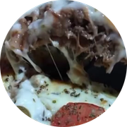 Pizzas Tradicionais: Costela - Pizza Grande (Ingredientes: Molho Especial, Costela Desfiada, Catupiry, Mussarela, Tomate, Azeitona, Orégano)
