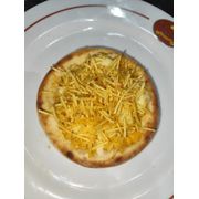 Esfihas Especiais: Frango Crocante - Esfiha (Ingredientes: Batata Palha, Frango Desfiado, Requeijão Cremoso)