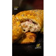 SALGADOS: Calzone 4 queijos com bacon - Kalzone de bauru com queijo, presunto e tomate